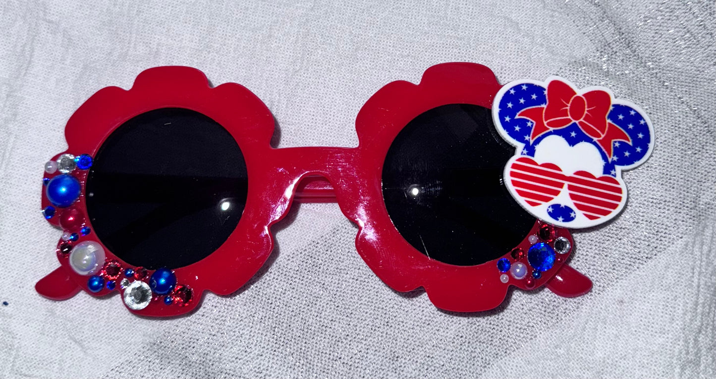 Minnie 4th sunnies