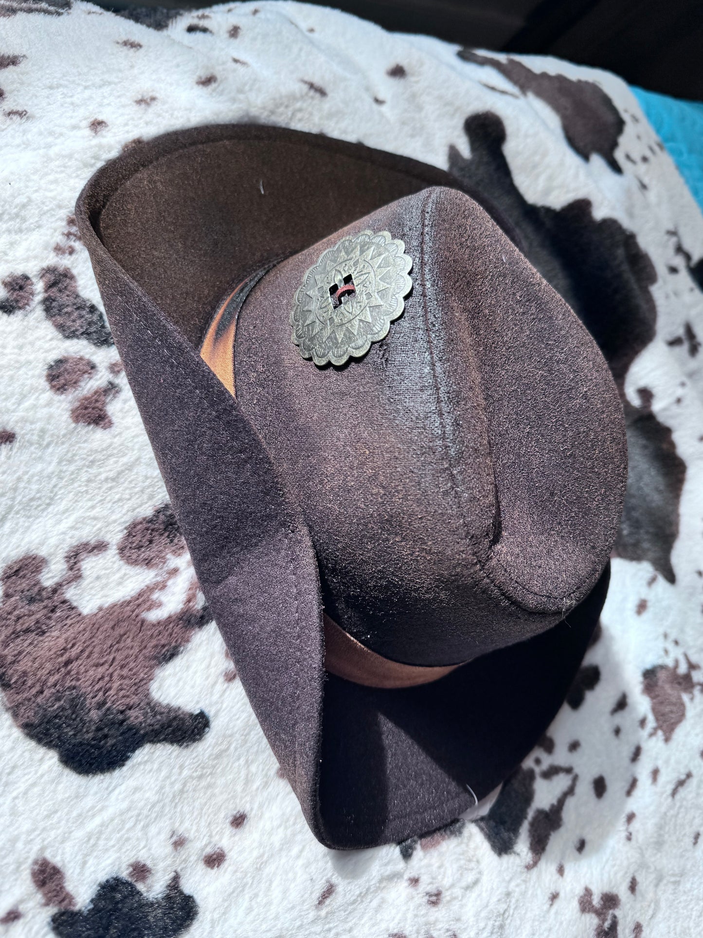 Toddler boys hat. -IMPERFECT.