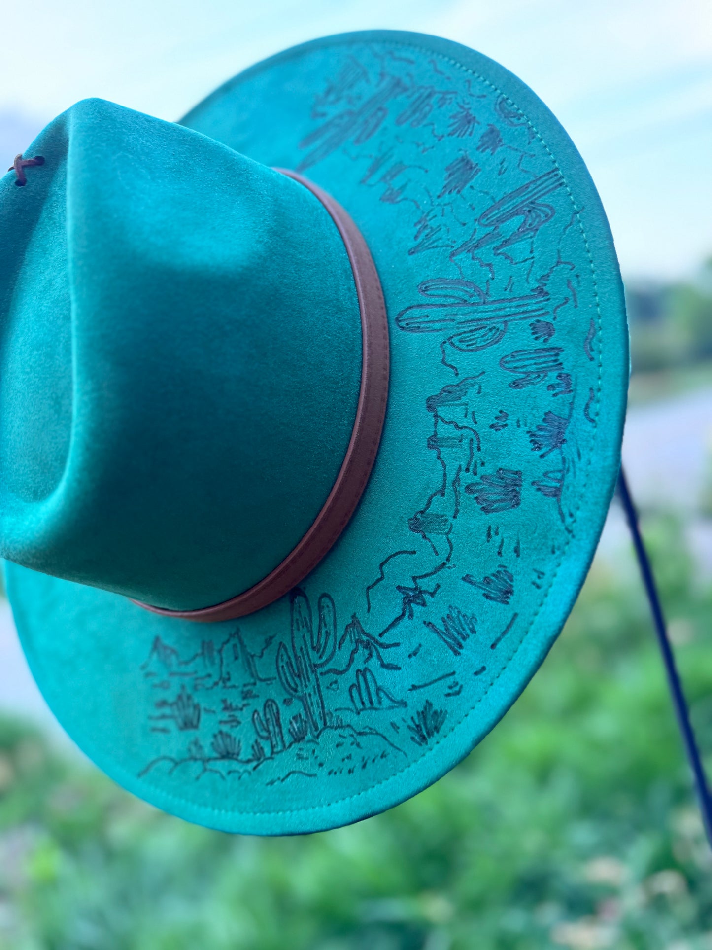 Desert Brim - greenish teal not blue!!