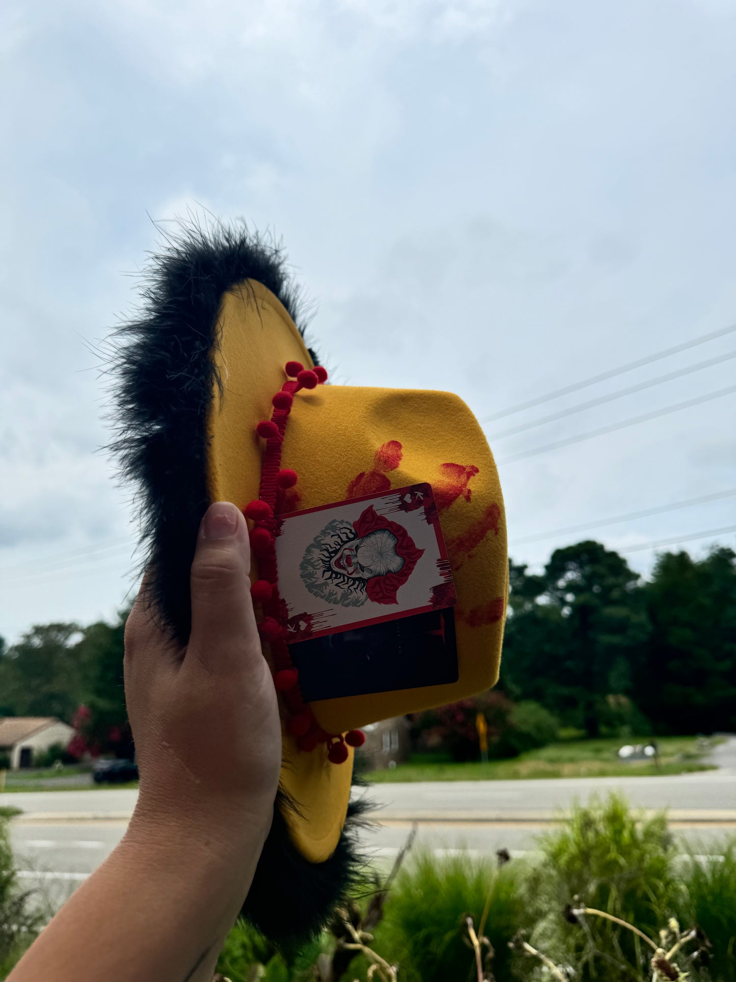 Georgie hat w/boa around brim - child size