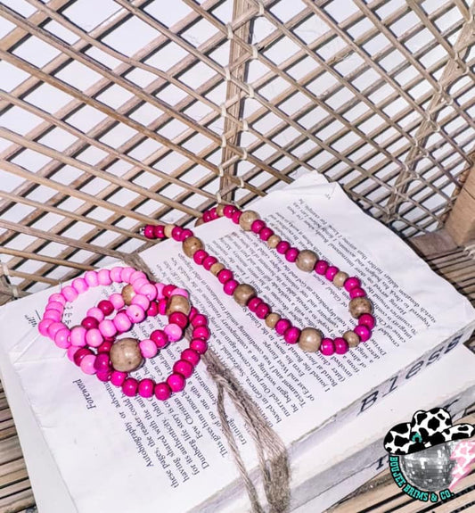 Valentines day but make it boho 🫶 Toddler/child size can adjust (12in necklace +extender) & matching Bracelets (5.5in)