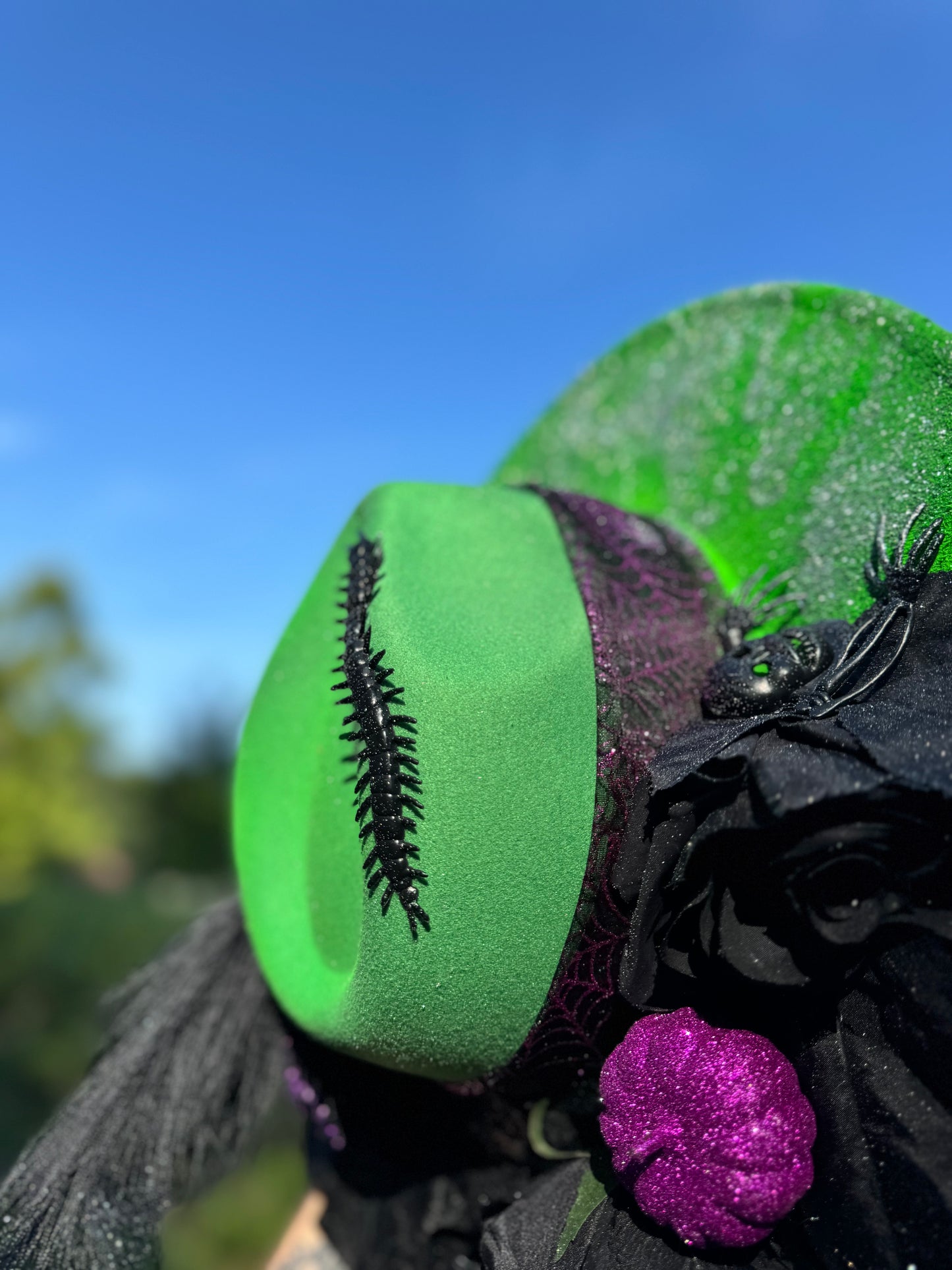 OTT beetlejuice Snake hat. (Top is a little heavier- recommended for ages 5+)