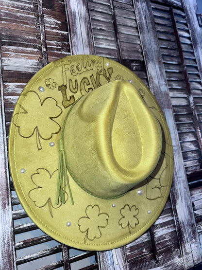 Lucky bear st patricks hat