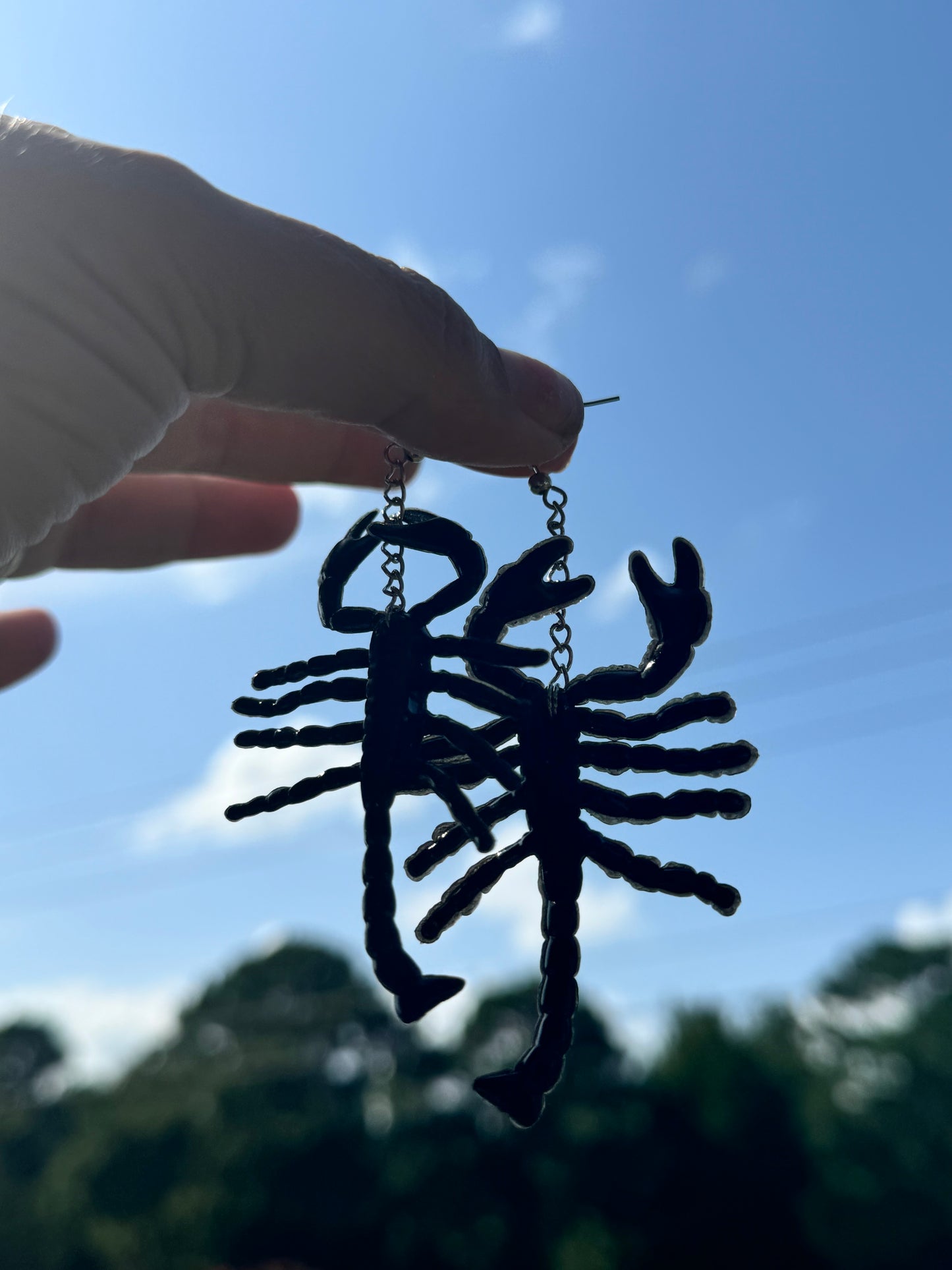 Alacrán earrings 🦂