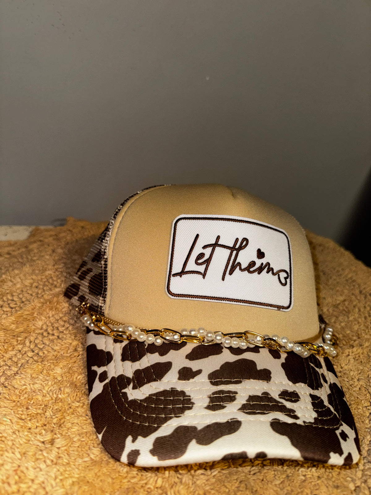Let them womens trucker hat