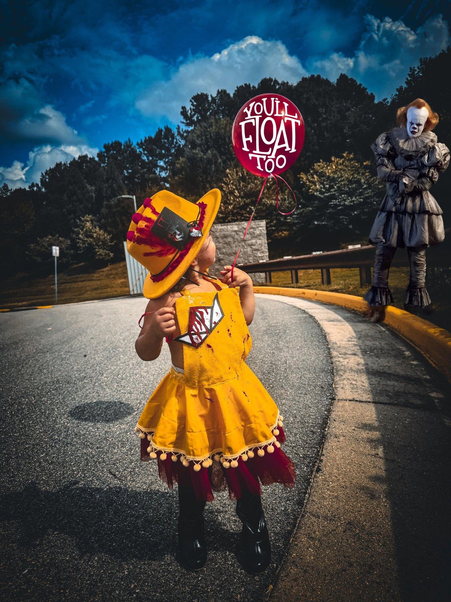 You’ll float too Georgie - Child Size