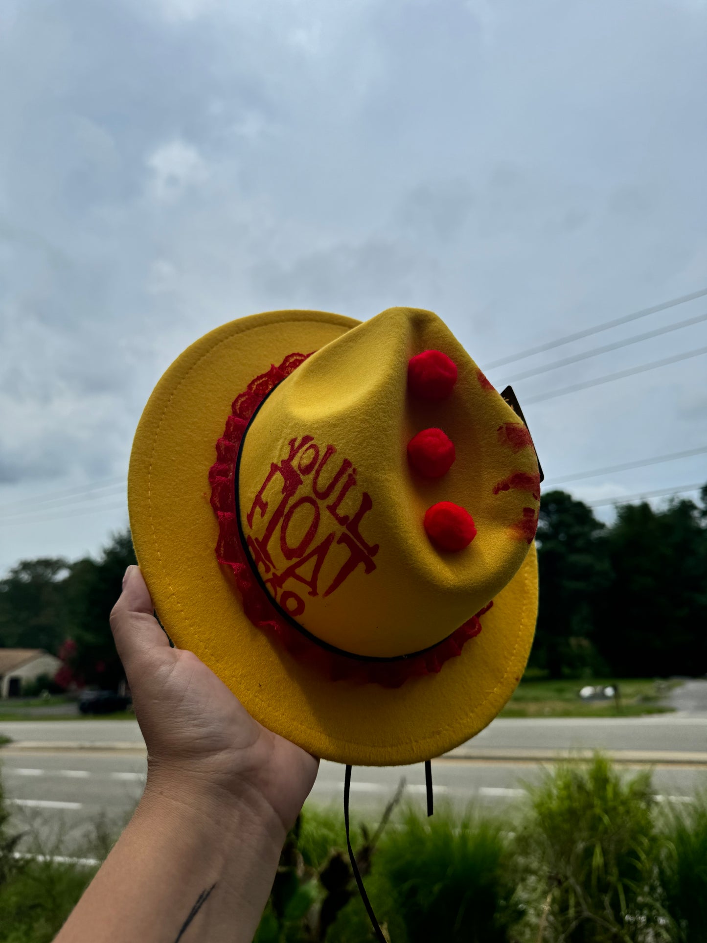 You’ll float too Georgie - Child Size