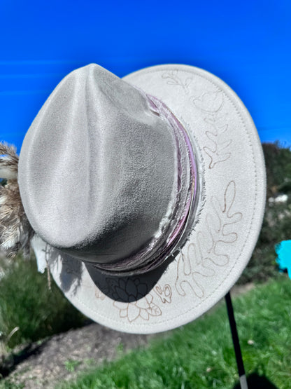 Suede floral - Wide Brim 2.75"